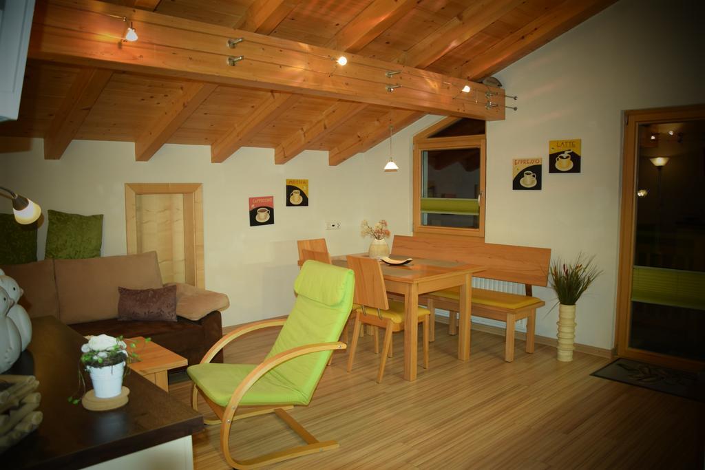 Apart Dominika Ried im Oberinntal Exterior foto