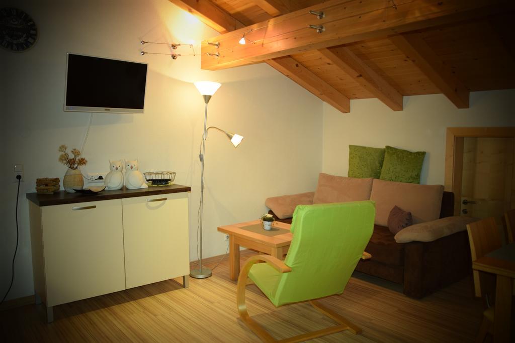 Apart Dominika Ried im Oberinntal Exterior foto