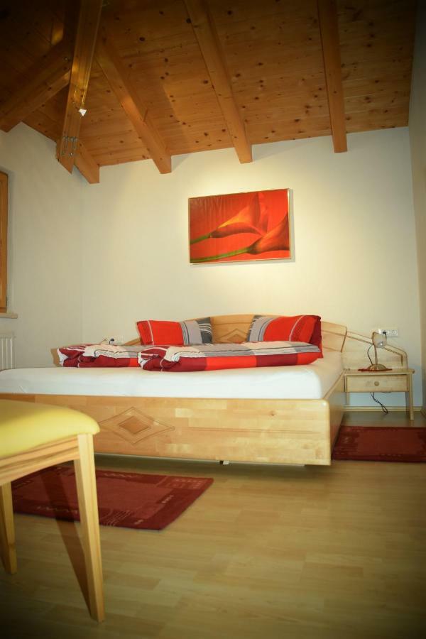Apart Dominika Ried im Oberinntal Exterior foto